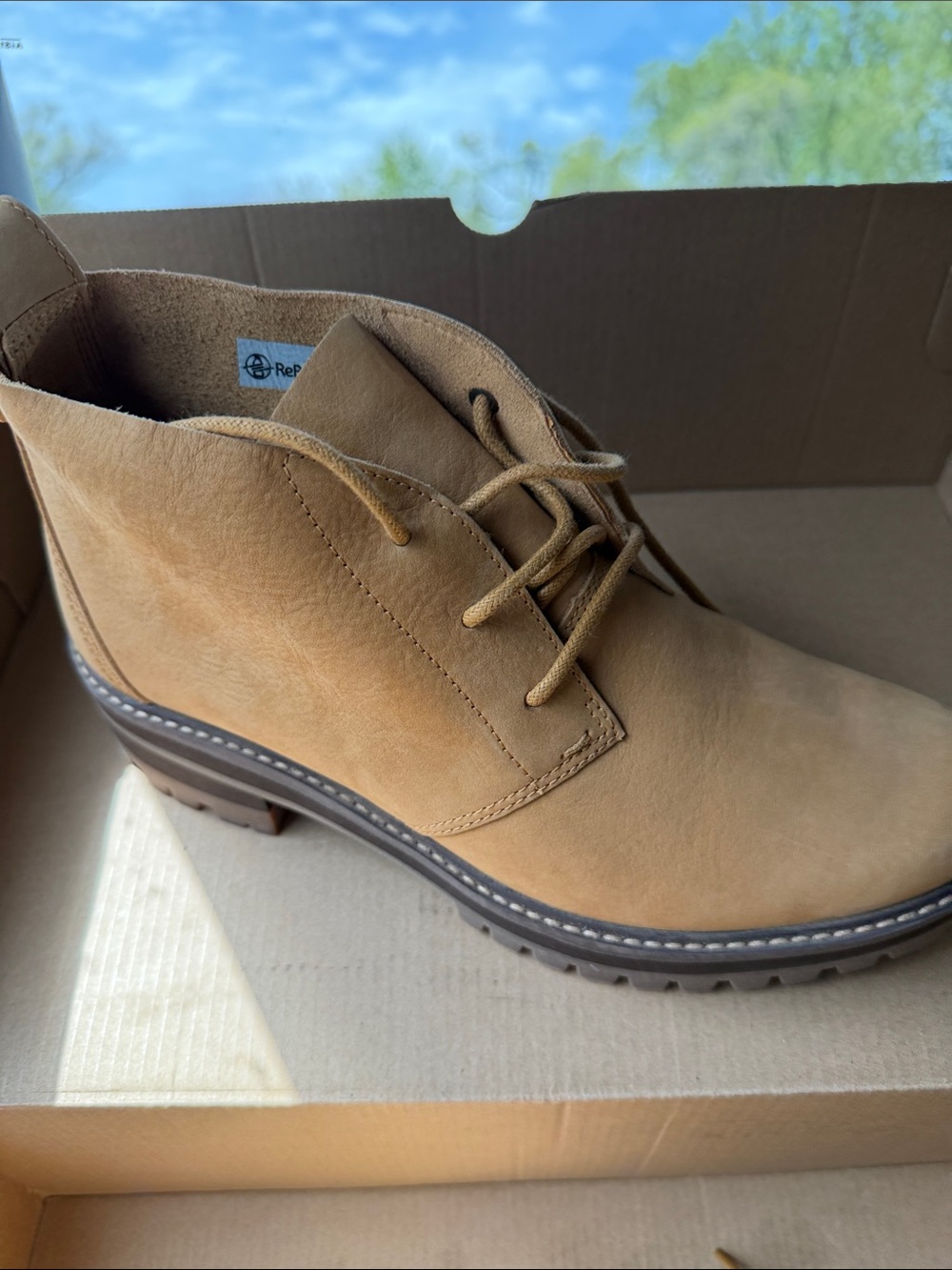 New Timberland Women’s Courmayeur Valley Chukka Boots Wheat Nubuck Leather